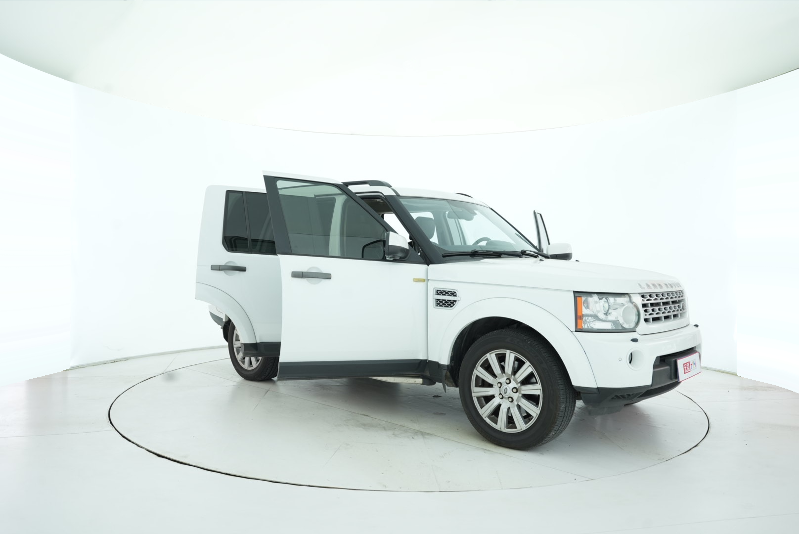 Land Rover Discovery 2012 — фото 17