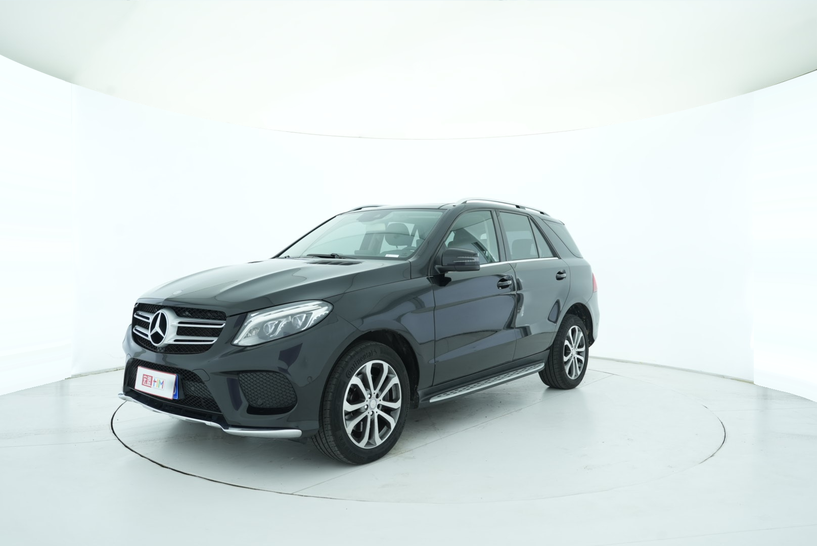 Mercedes Benz GLE 2016 — фото 1