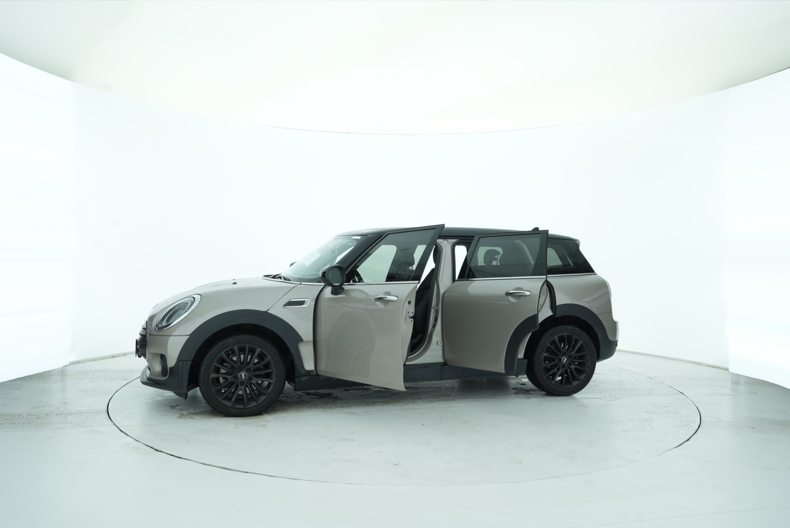 MINI CLUBMAN 2023 — фото 12