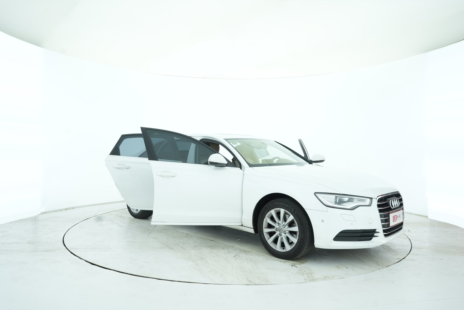 Audi A6L 2014 — фото 17