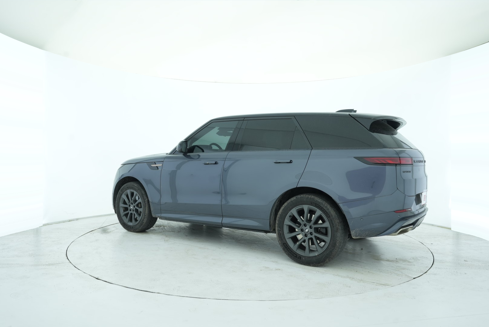 Land Rover Range Rover Sport 2023 — фото 4