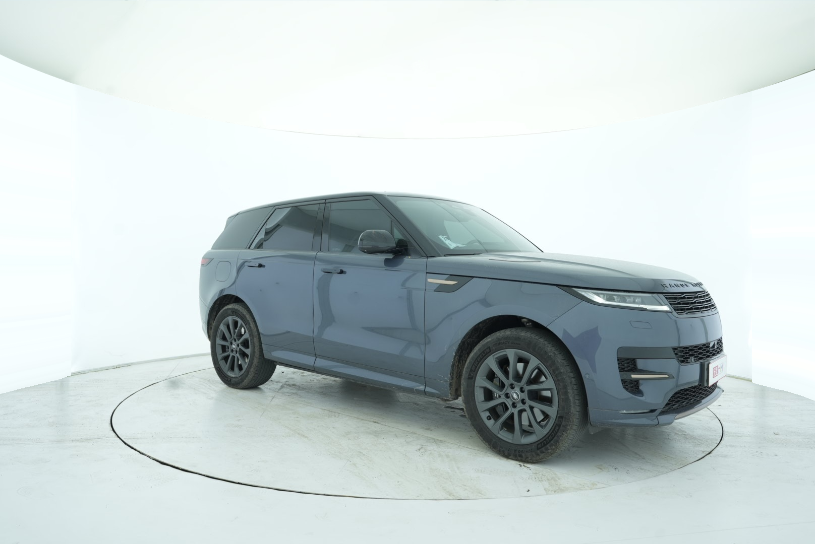 Land Rover Range Rover Sport 2023 — фото 8