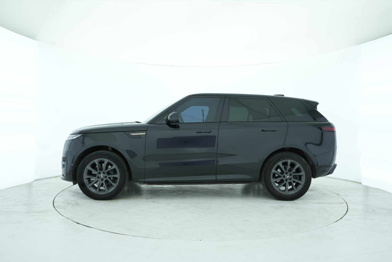 Land Rover Range Rover Sport 2024 — фото 3