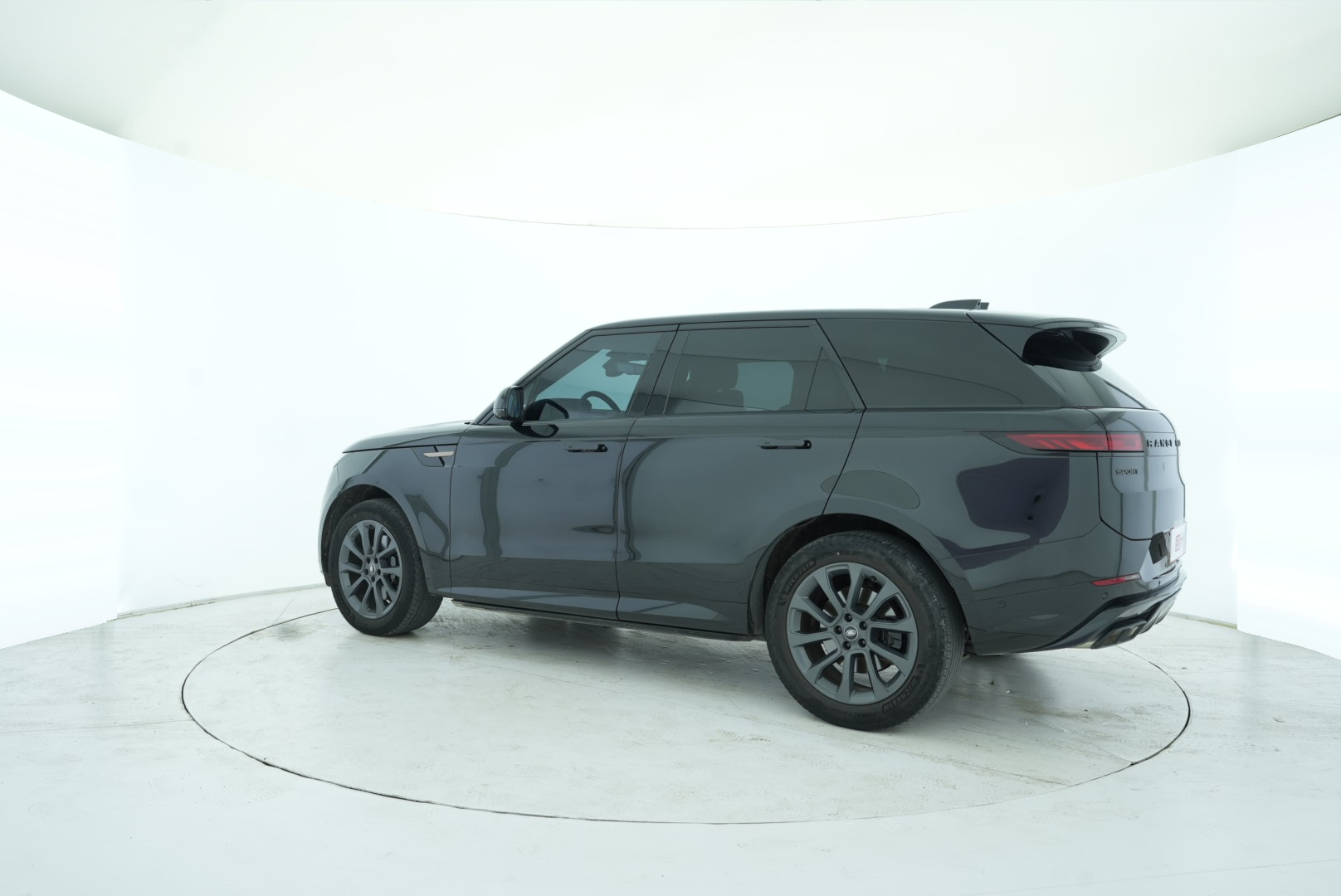 Land Rover Range Rover Sport 2024 — фото 4