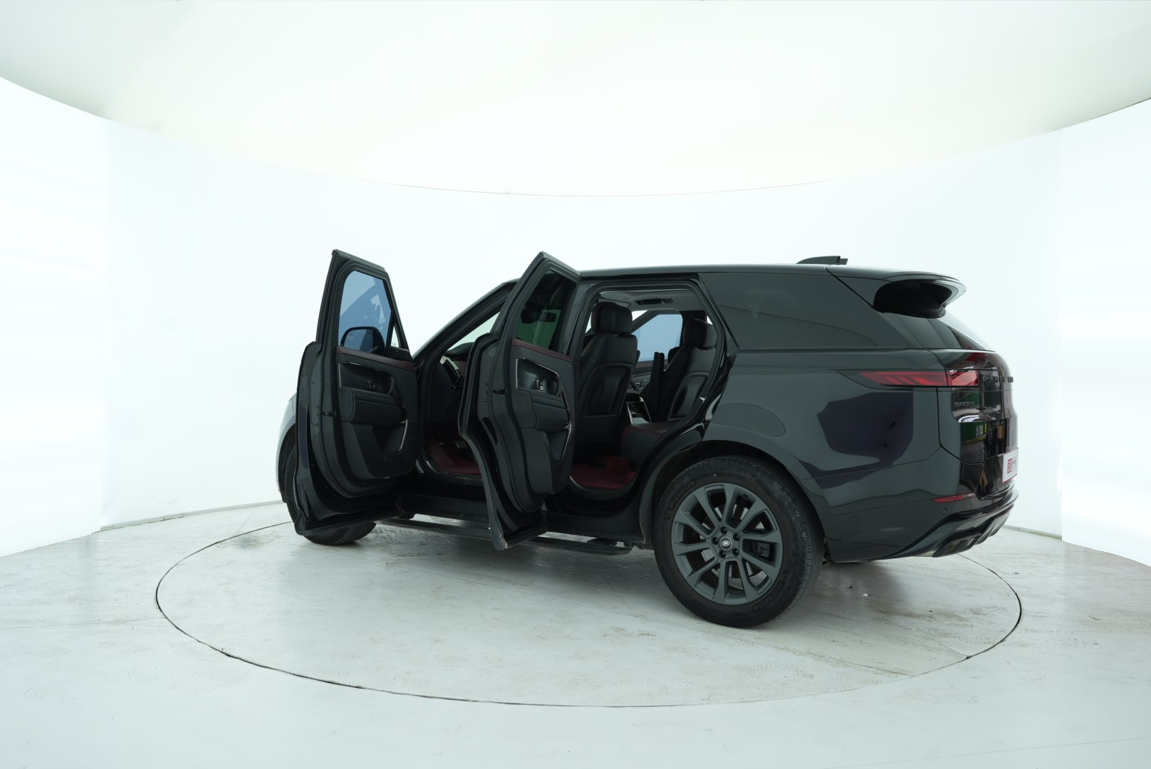 Land Rover Range Rover Sport 2024 — фото 13