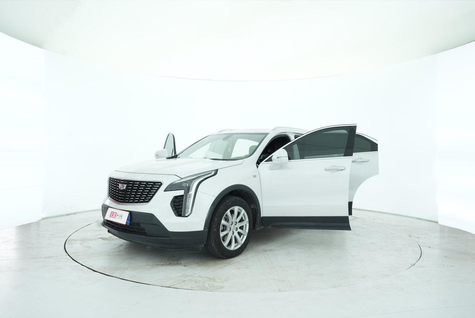 Cadillac XT4 2020 — фото 11
