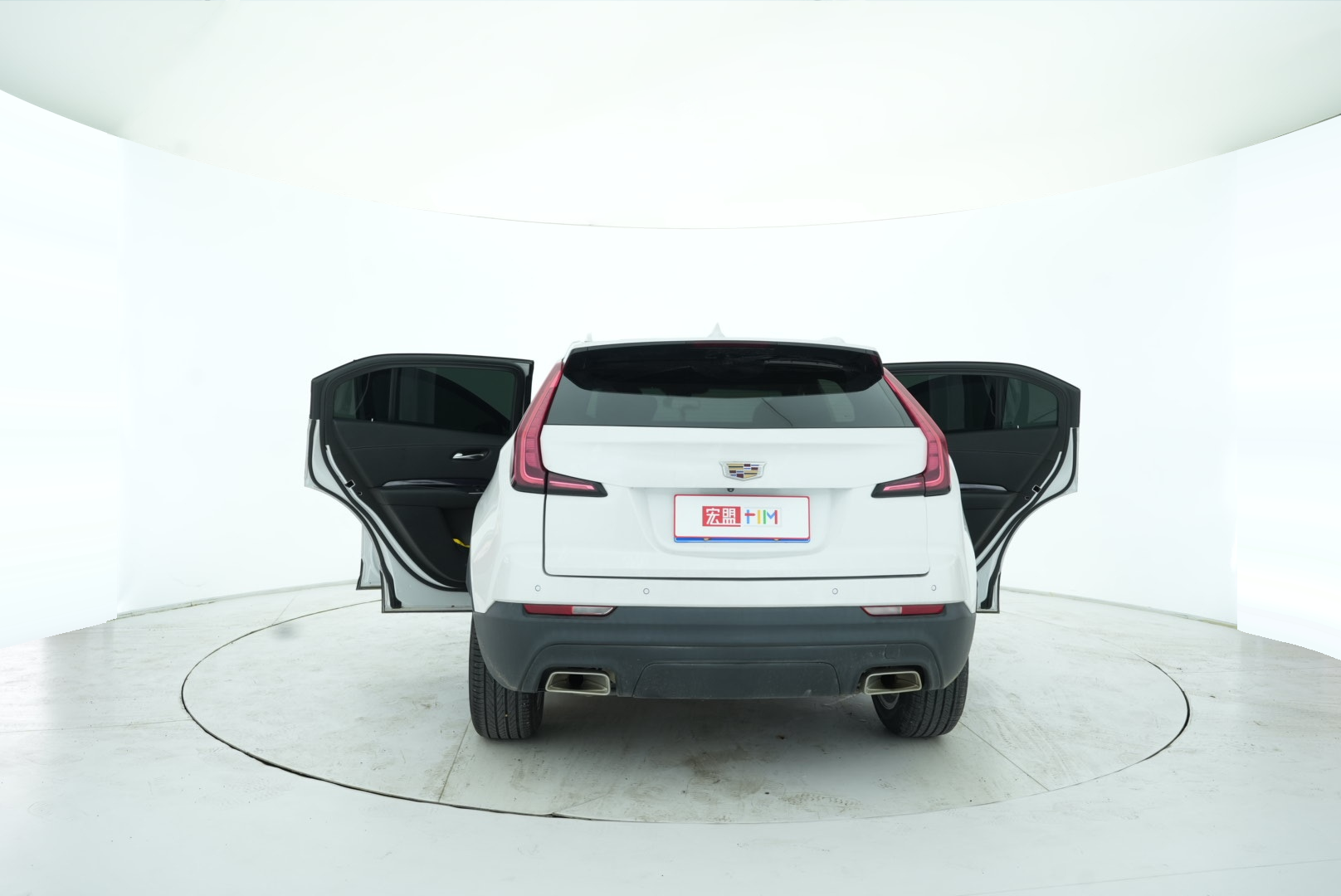 Cadillac XT4 2020 — фото 14
