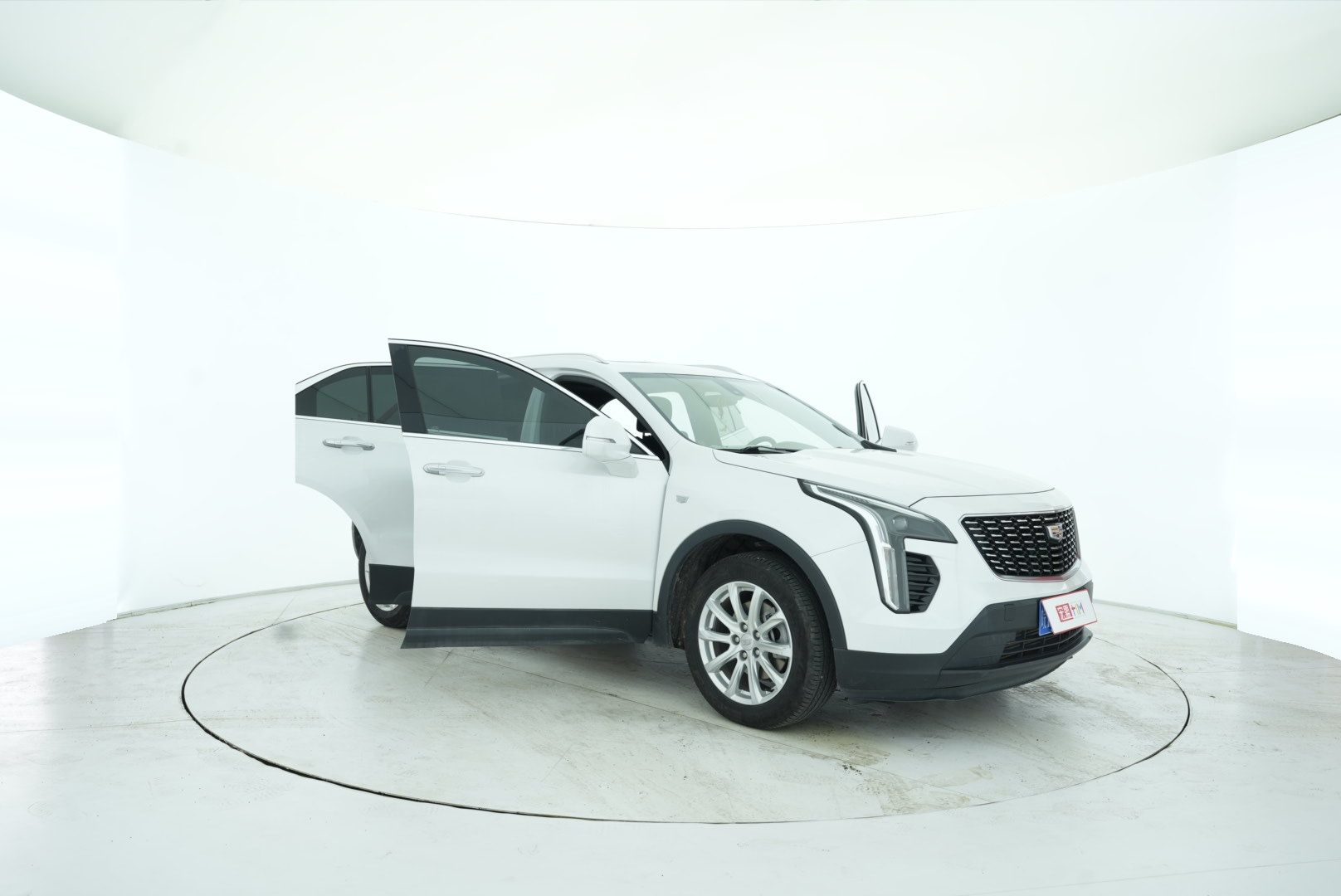 Cadillac XT4 2020 — фото 17