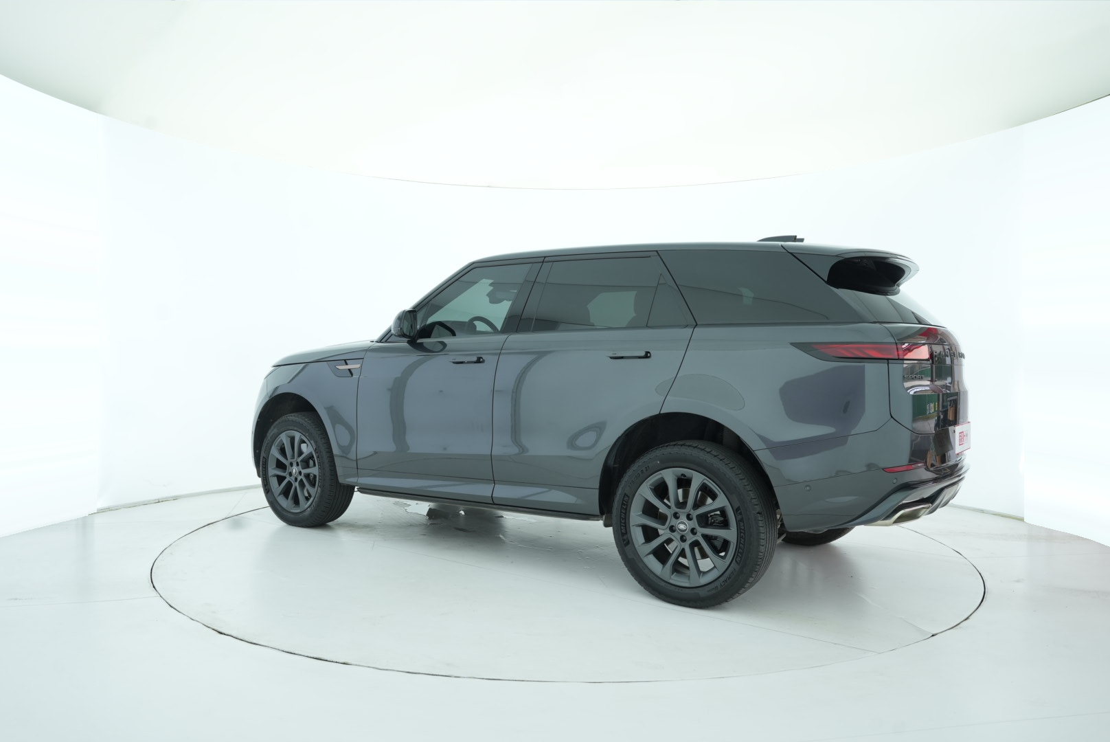 Land Rover Range Rover Sport 2023 — фото 4