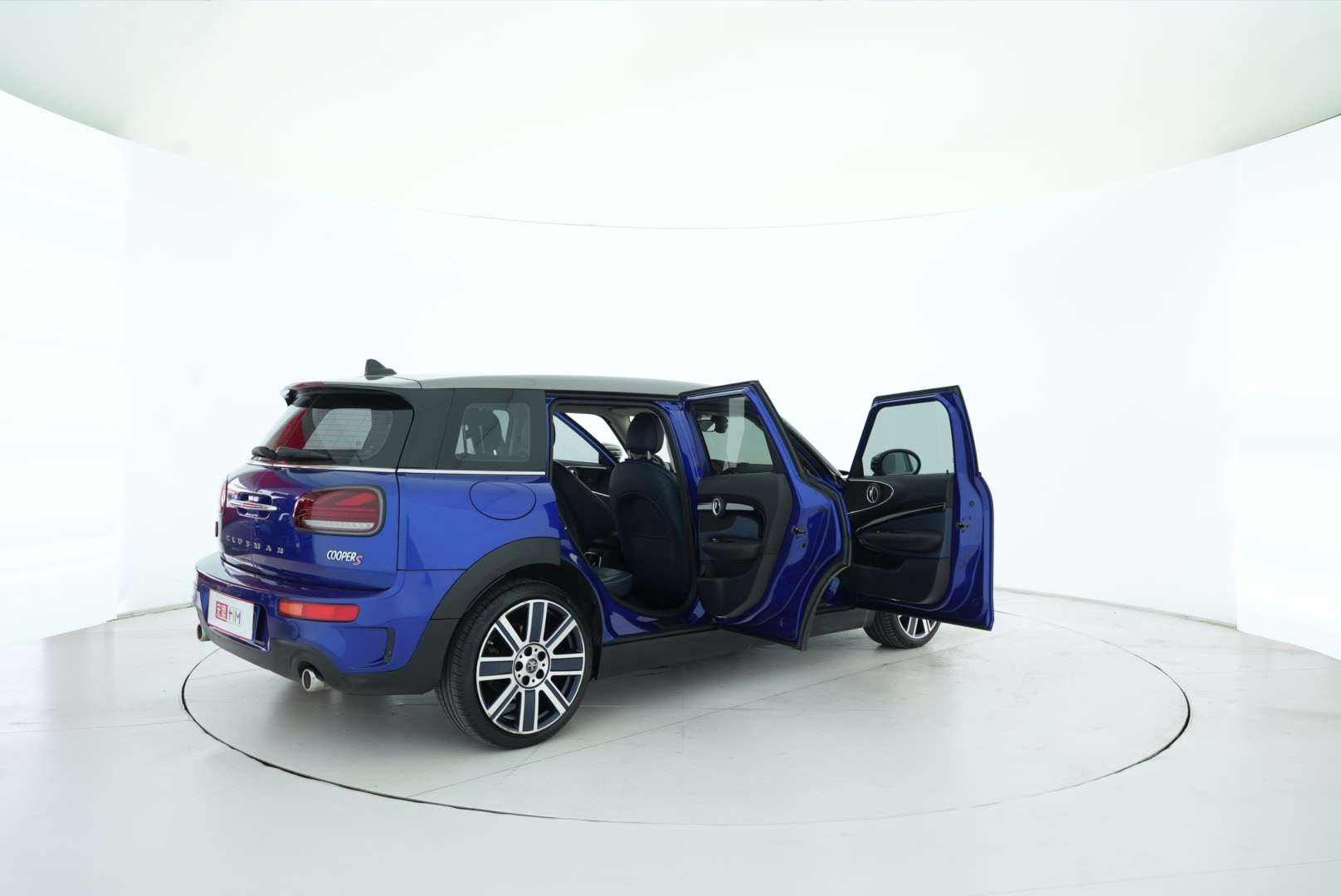 MINI CLUBMAN 2019 — фото 15