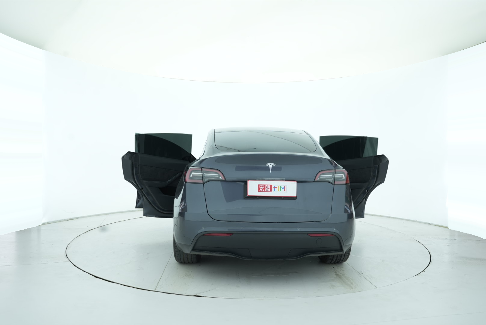 Tesla Model Y 2022 — фото 13