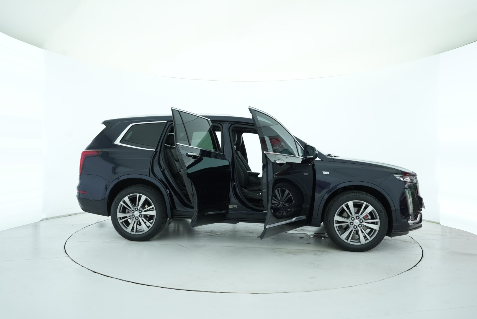 Cadillac XT6 2021 — фото 16
