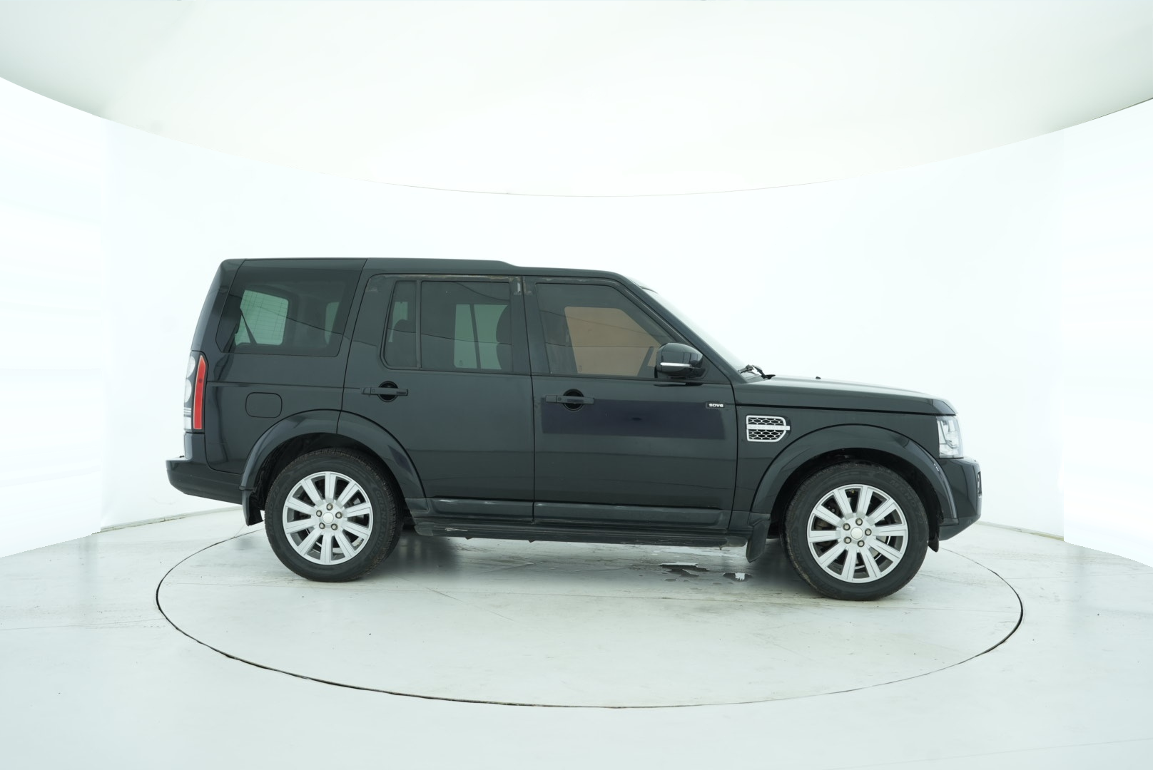 Land Rover Discovery 2015 — фото 7