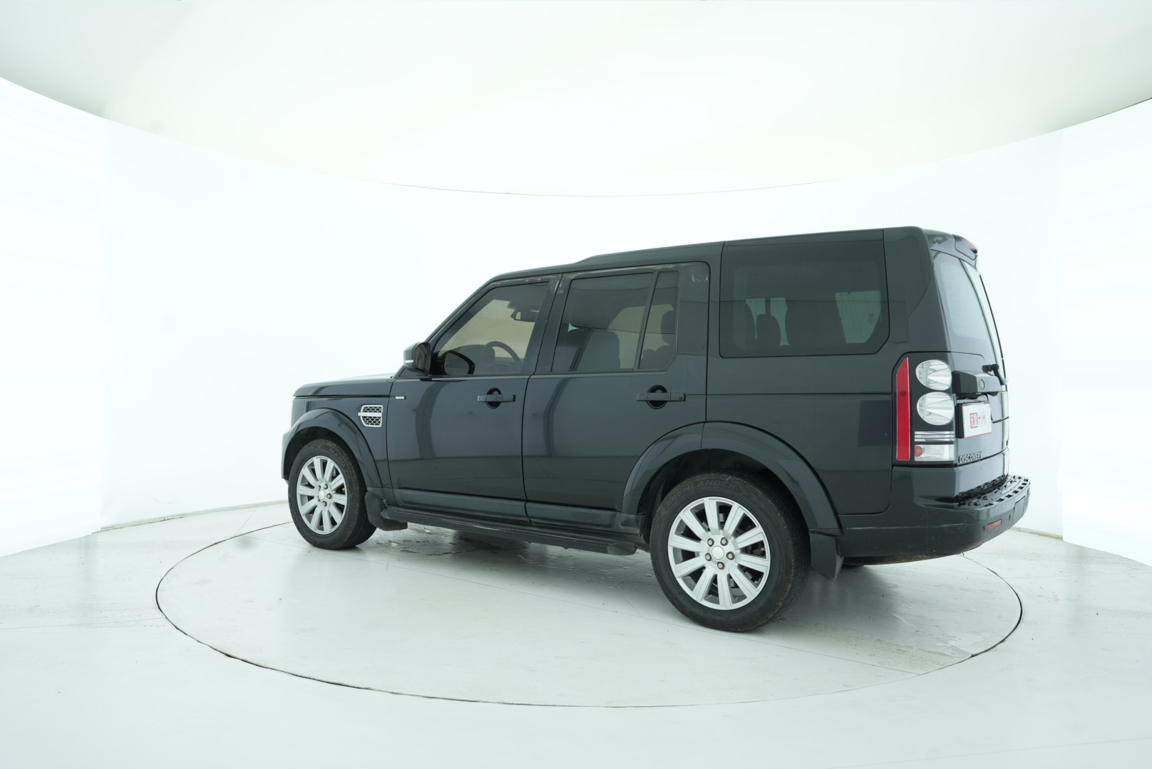 Land Rover Discovery 2015 — фото 4