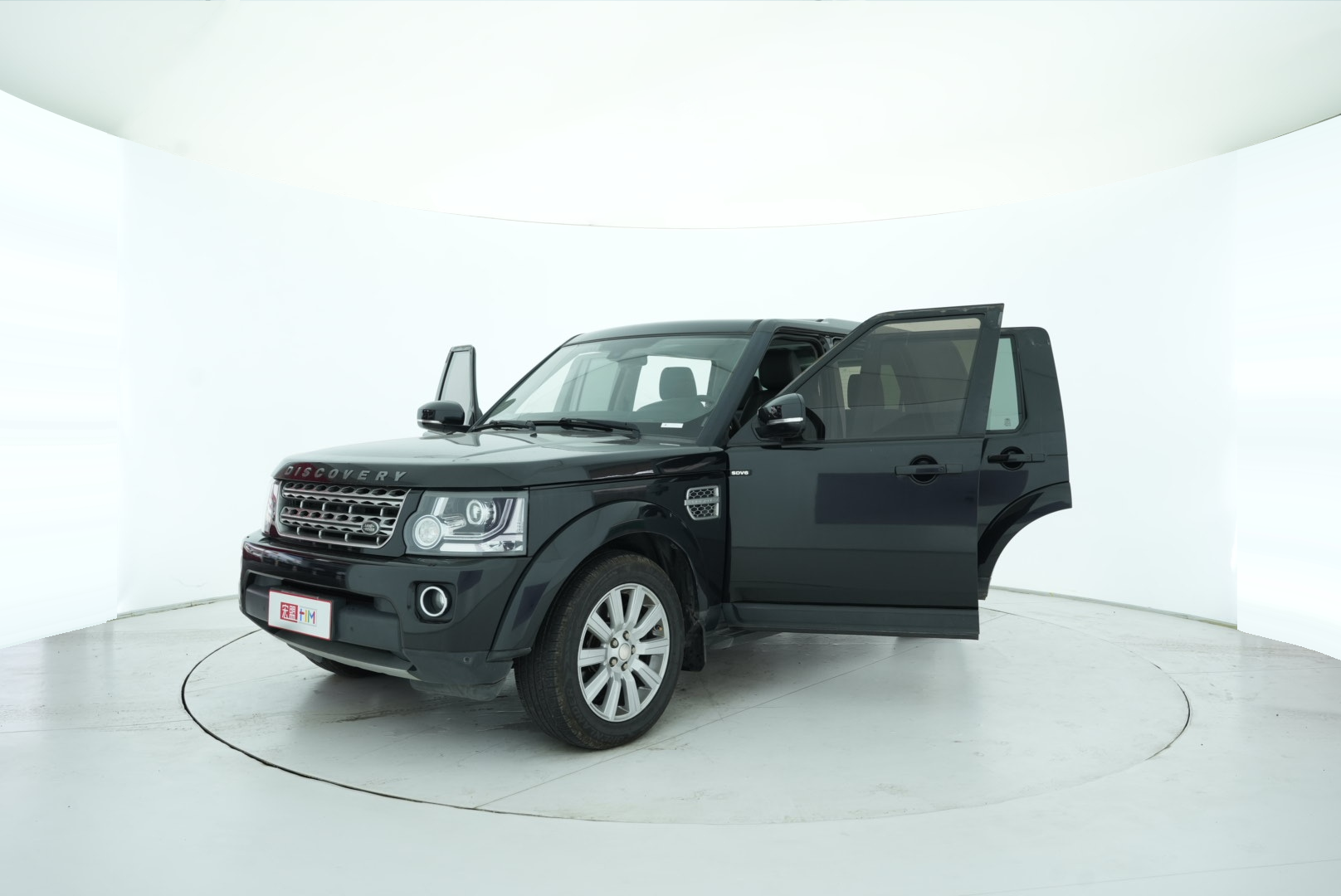 Land Rover Discovery 2015 — фото 11