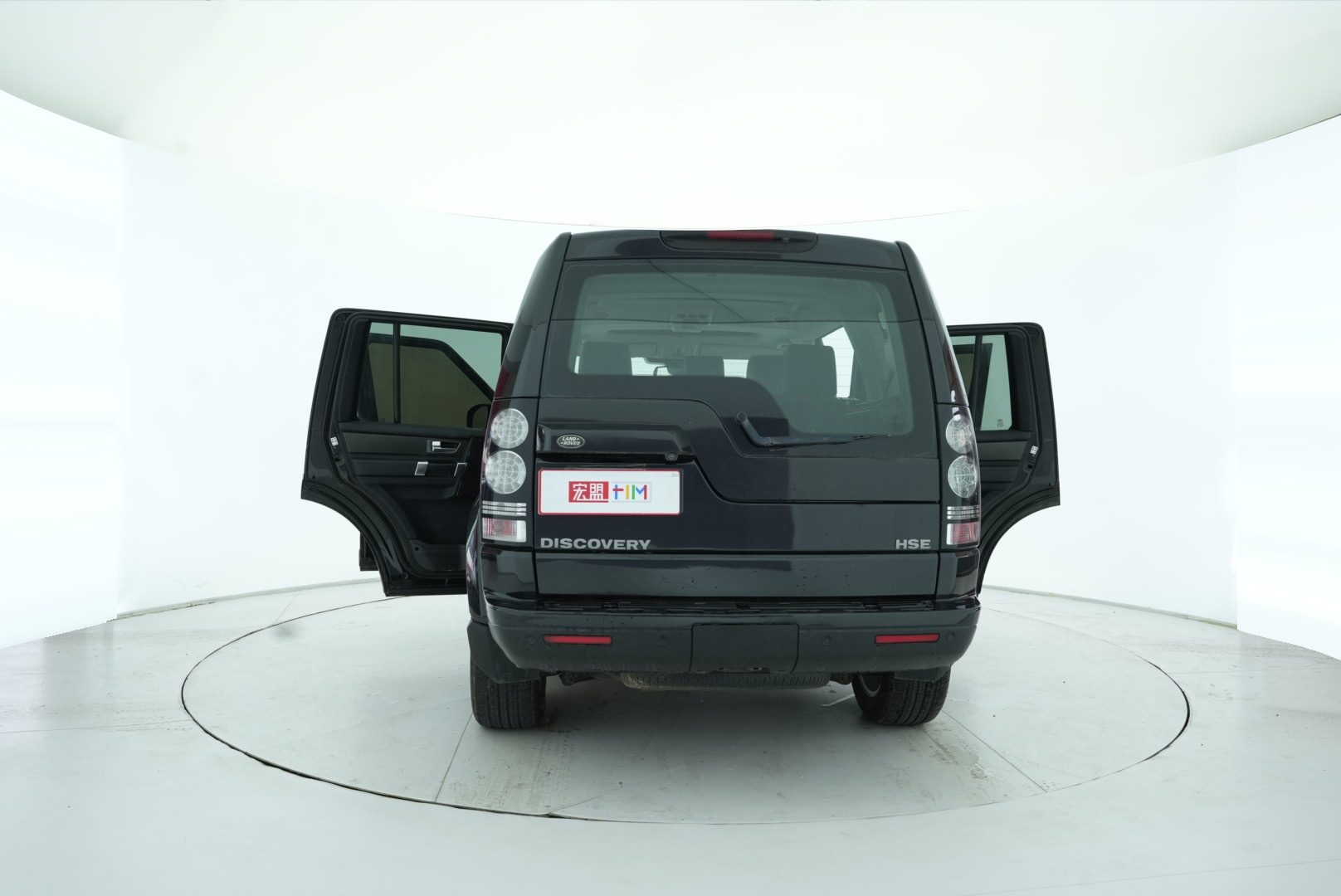 Land Rover Discovery 2015 — фото 14