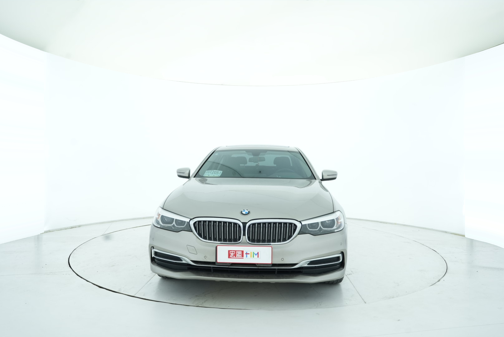 BMW 5 Series 2020 — фото 9