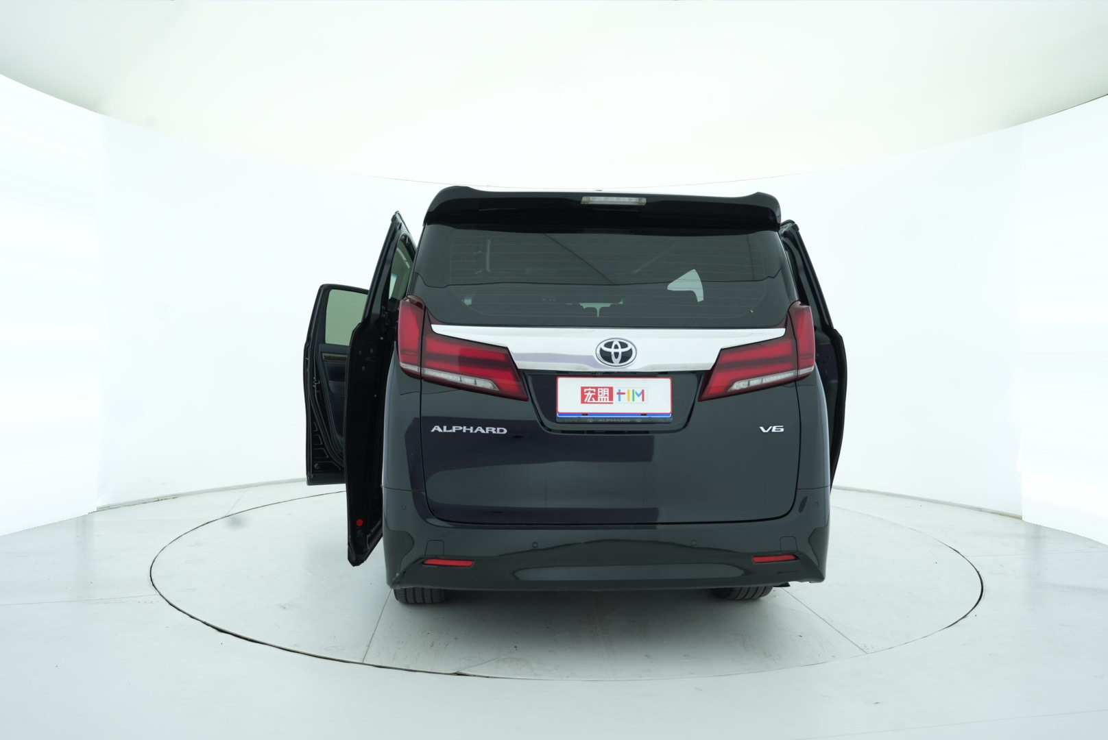 Toyota Elfa 2018 — фото 13
