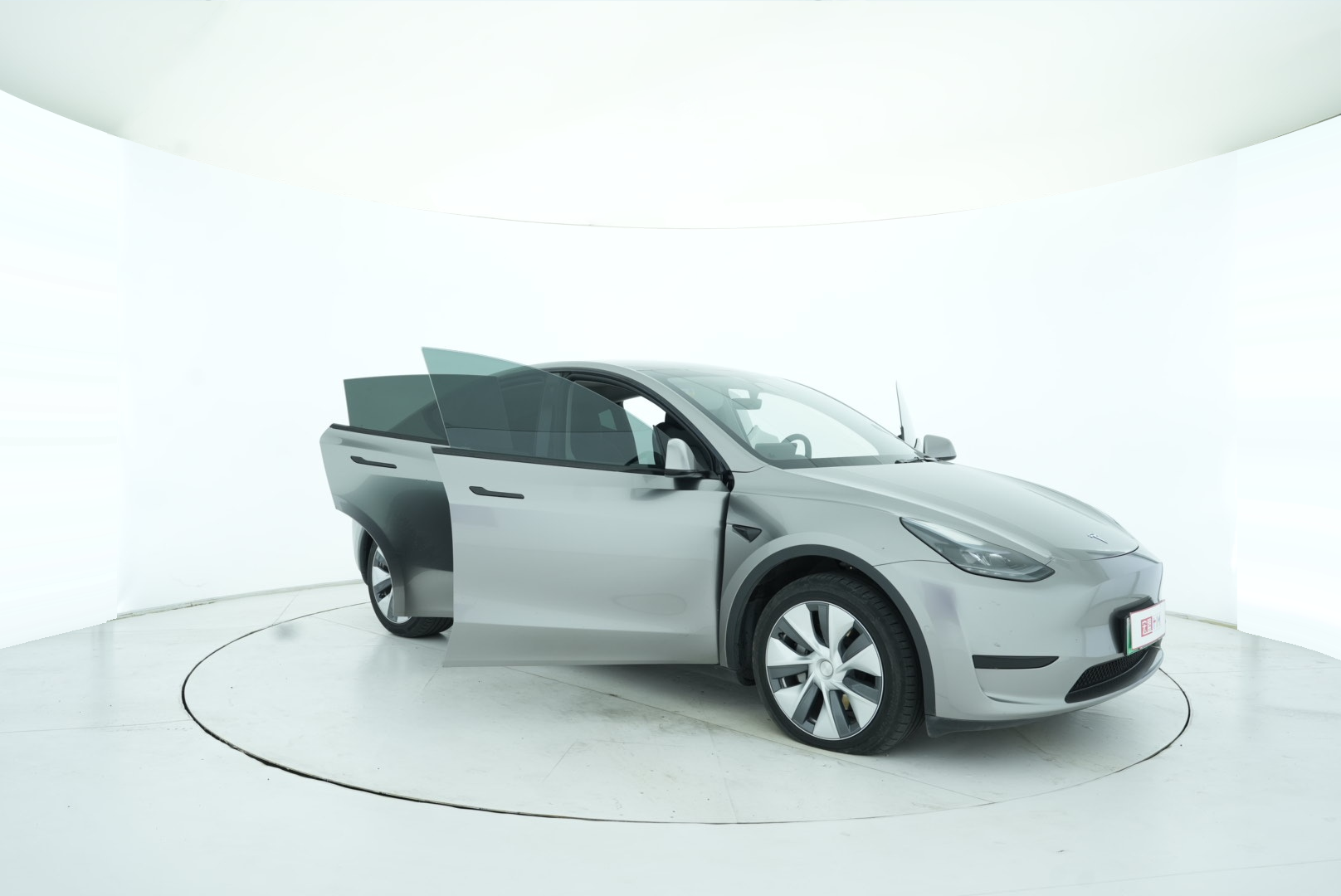 Tesla Model Y 2022 — фото 16