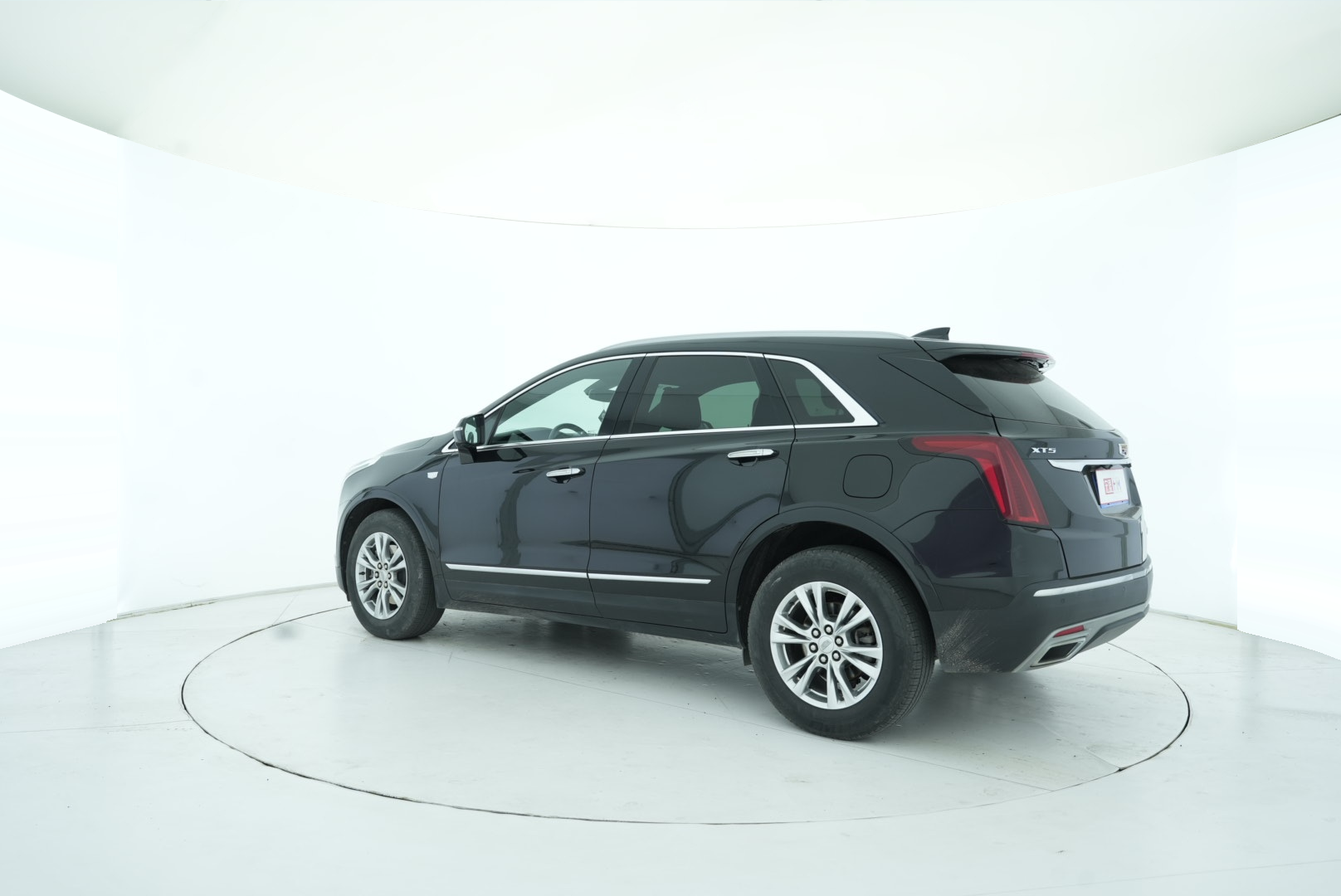Cadillac XT5 2022 — фото 3