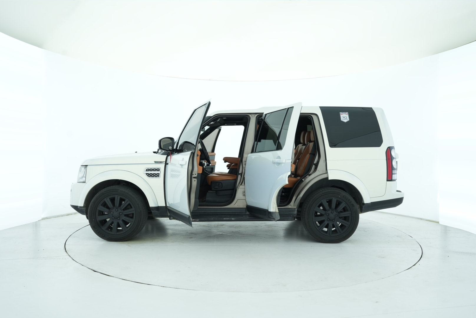 Land Rover Discovery 2014 — фото 19