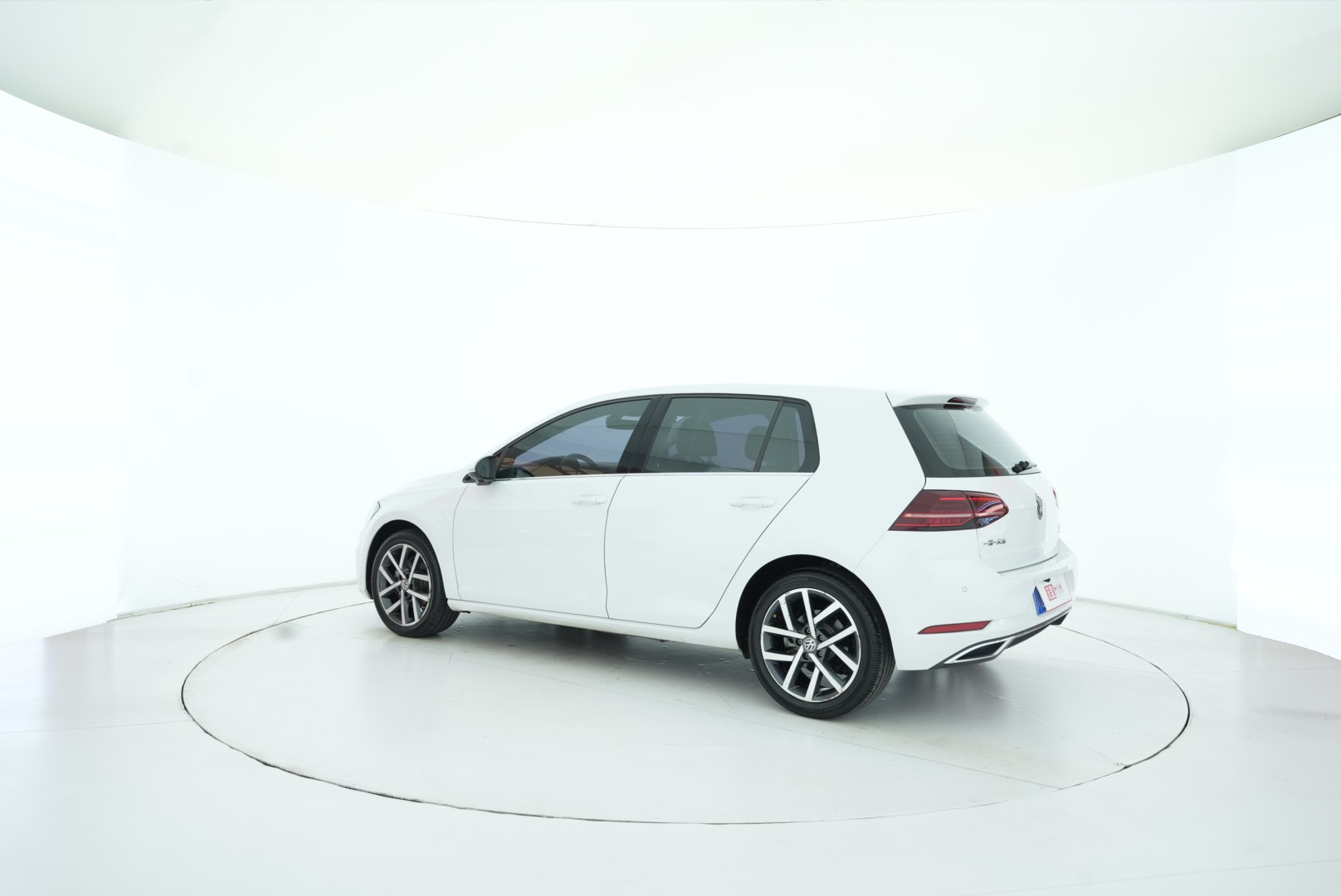 Volkswagen Golf 2018 — фото 4