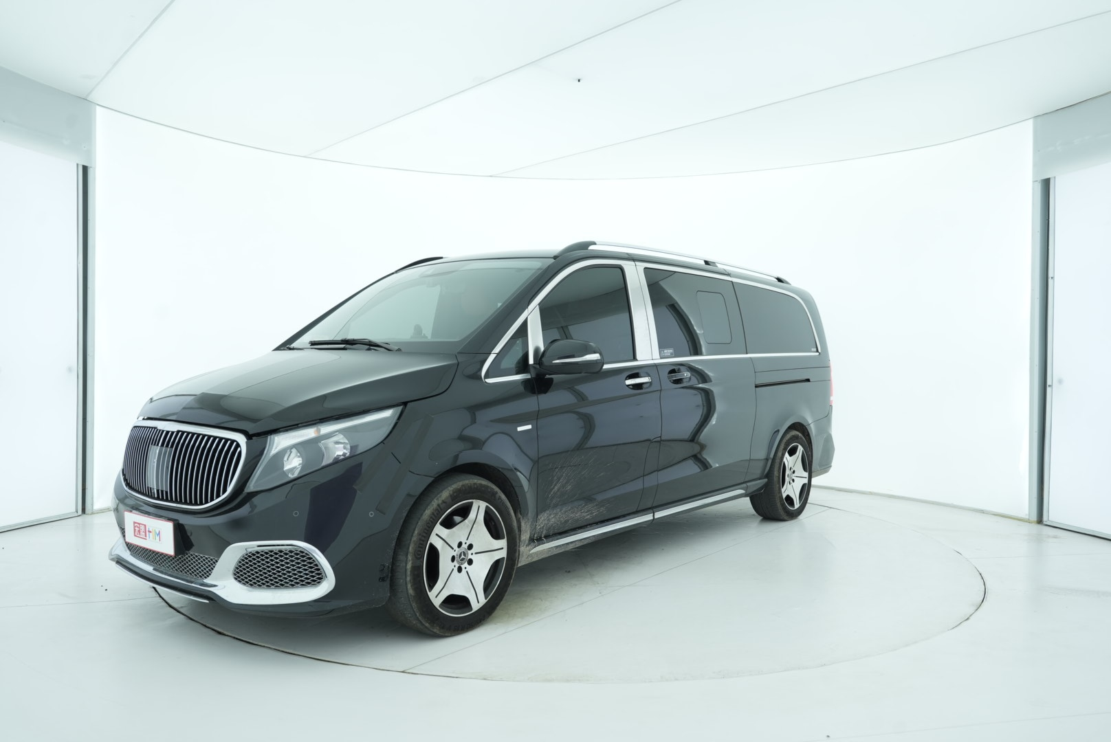 Mercedes Benz V-Class 2022 — фото 2