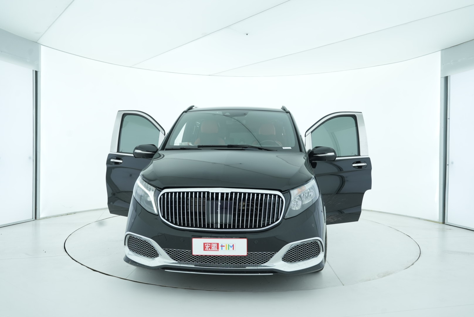 Mercedes Benz V-Class 2022 — фото 10