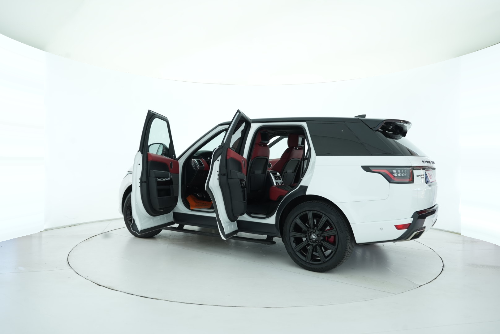 Land Rover Range Rover Sport 2020 — фото 13