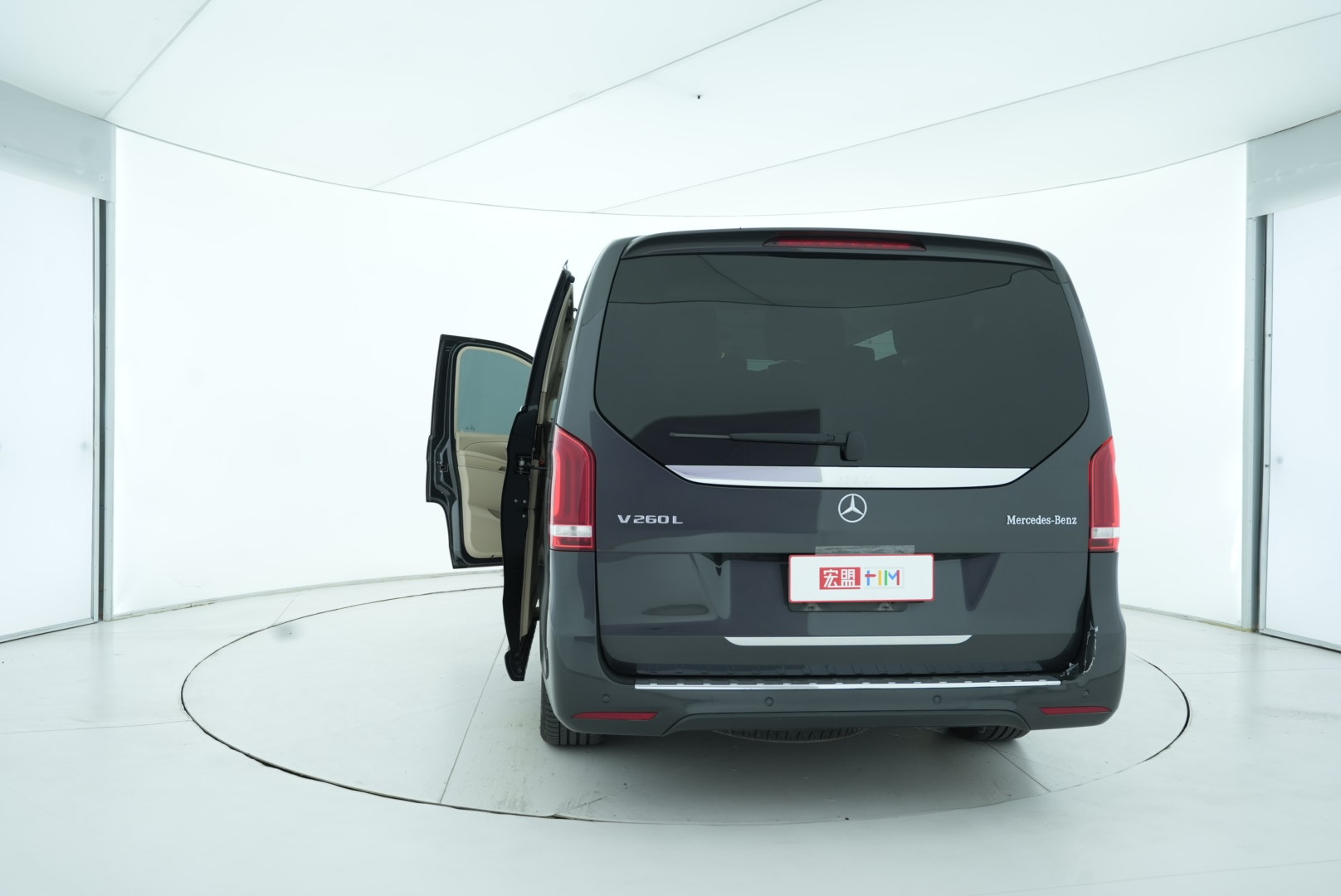 Mercedes Benz V-Class 2020 — фото 14