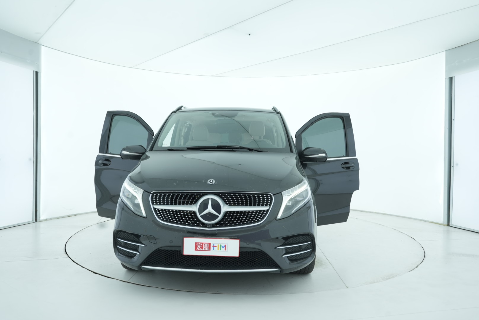 Mercedes Benz V-Class 2020 — фото 10