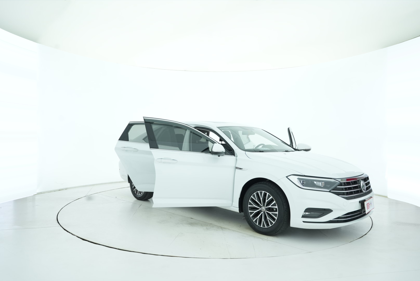 Volkswagen Jetta 2020 — фото 17