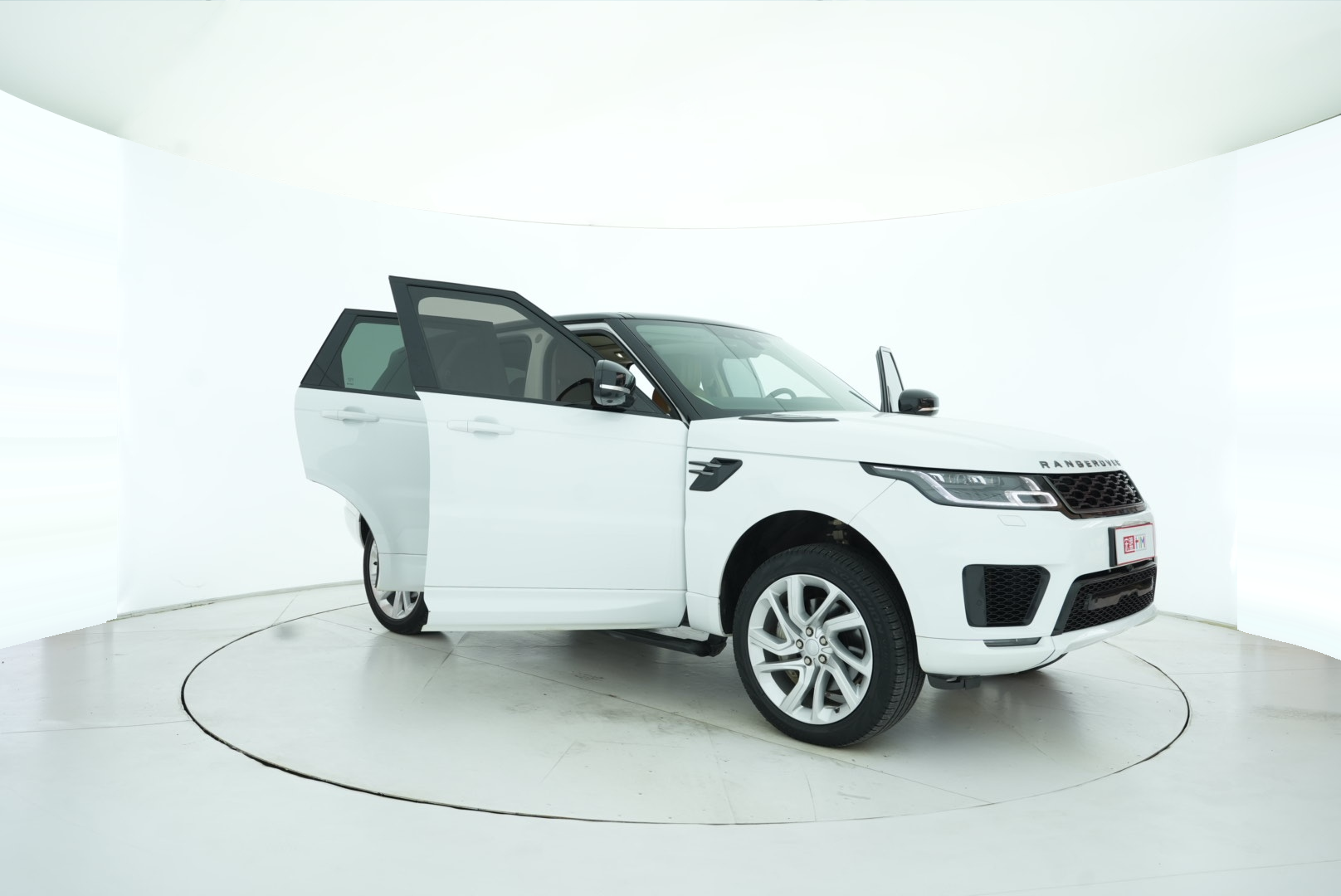 Land Rover Range Rover Sport 2018 — фото 17