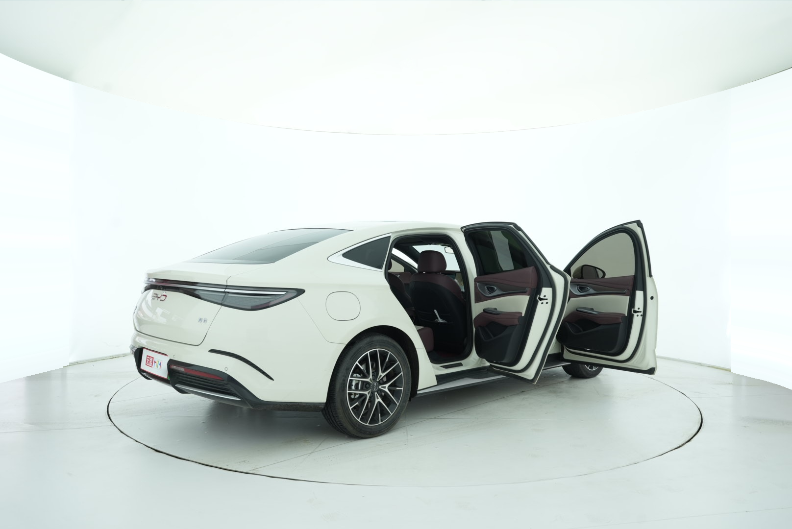BYD Seal 2023 — фото 15