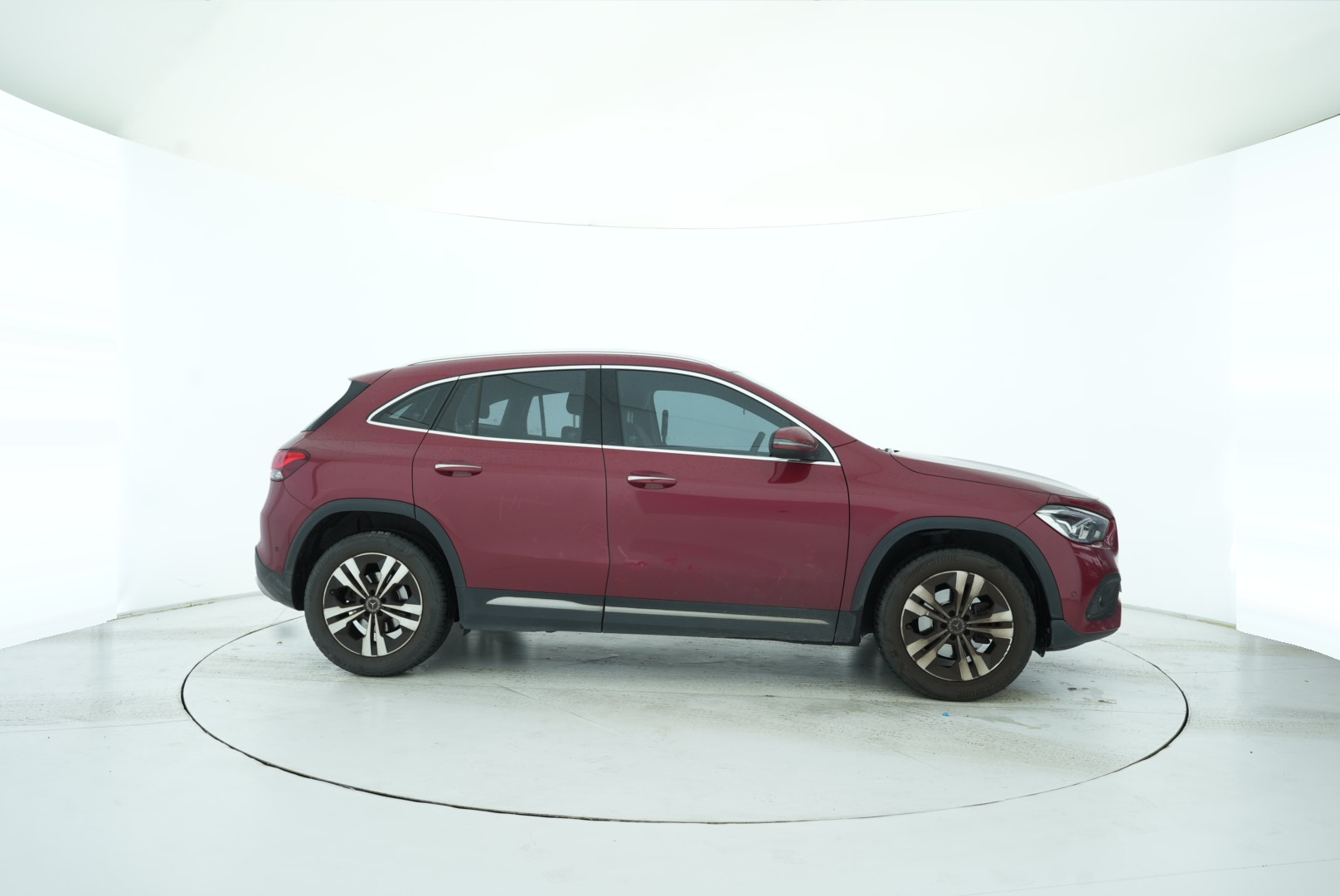 Mercedes Benz GLA 2022 — фото 7