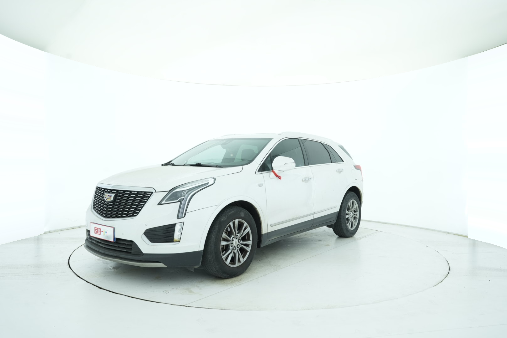 Cadillac XT5 2020 — фото 2