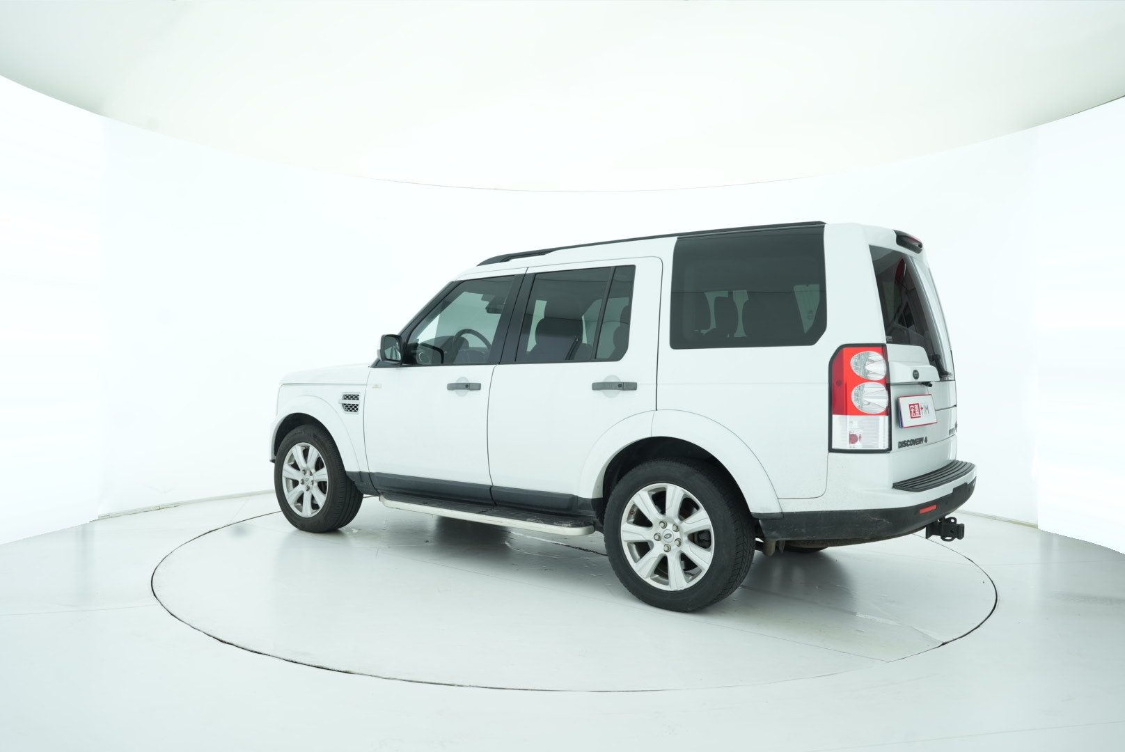 Land Rover Discovery 2012 — фото 4