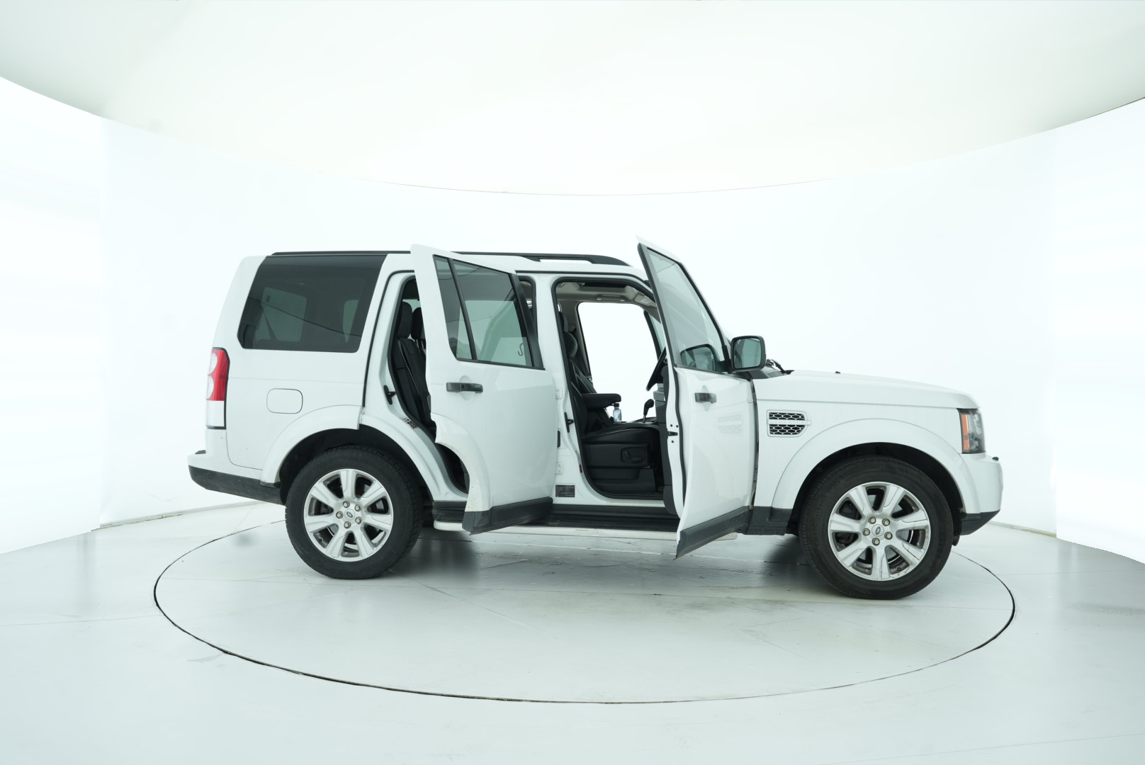 Land Rover Discovery 2012 — фото 14