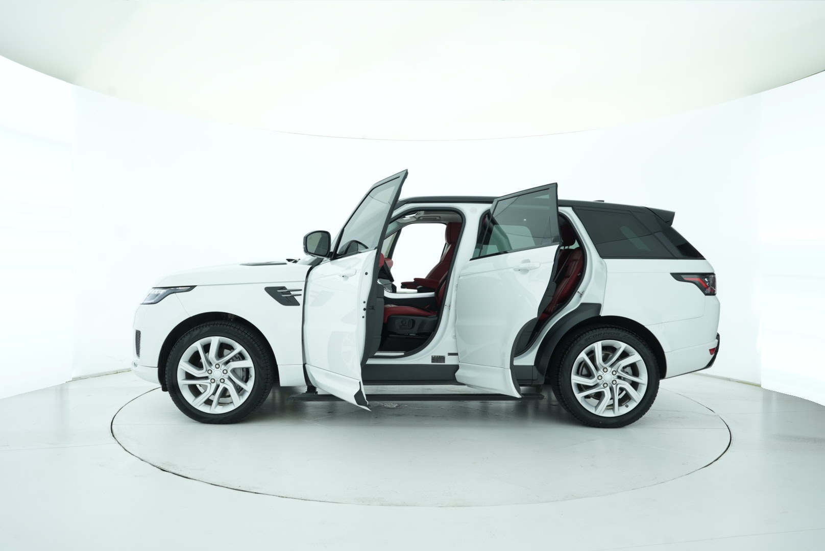 Land Rover Range Rover Sport 2020 — фото 11