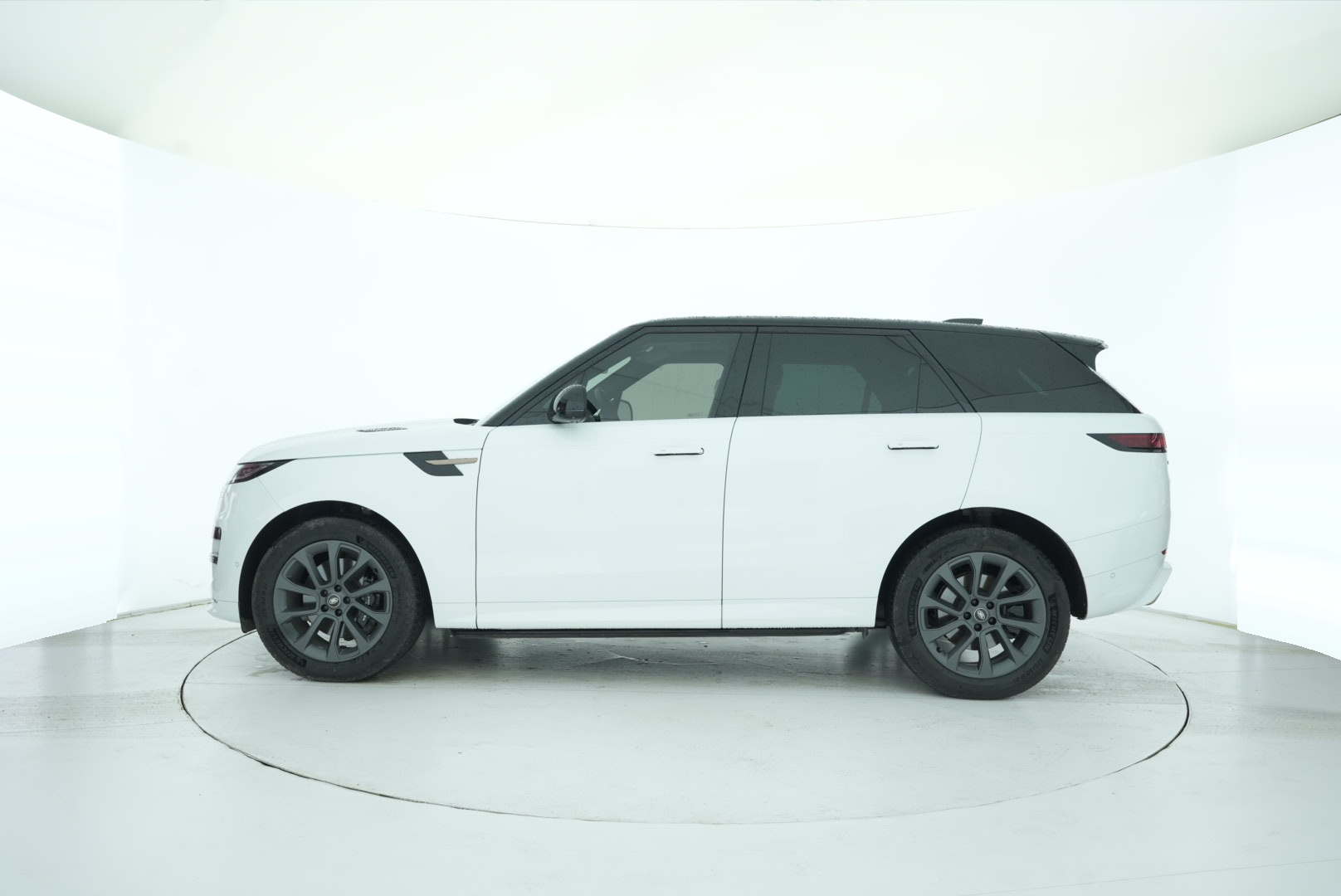 Land Rover Range Rover Sport 2024 — фото 3