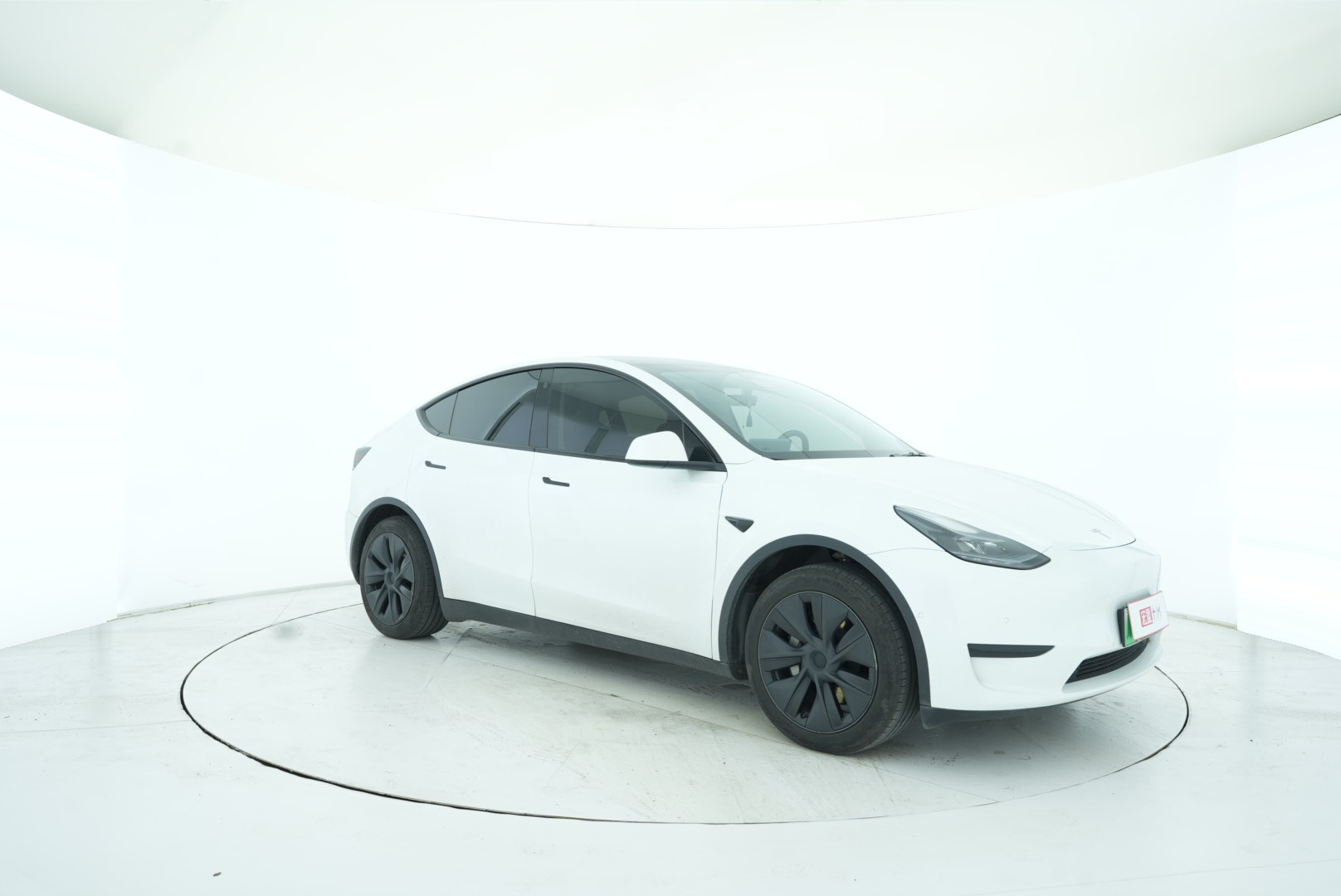 Tesla Model Y 2023 — фото 8