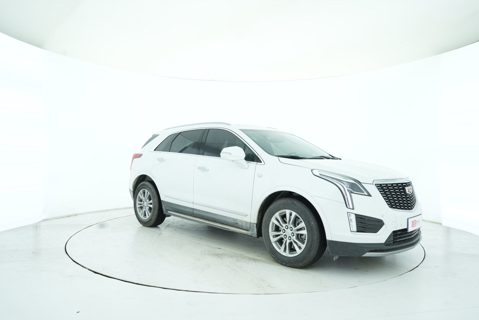 Cadillac XT5 2023 — фото 8
