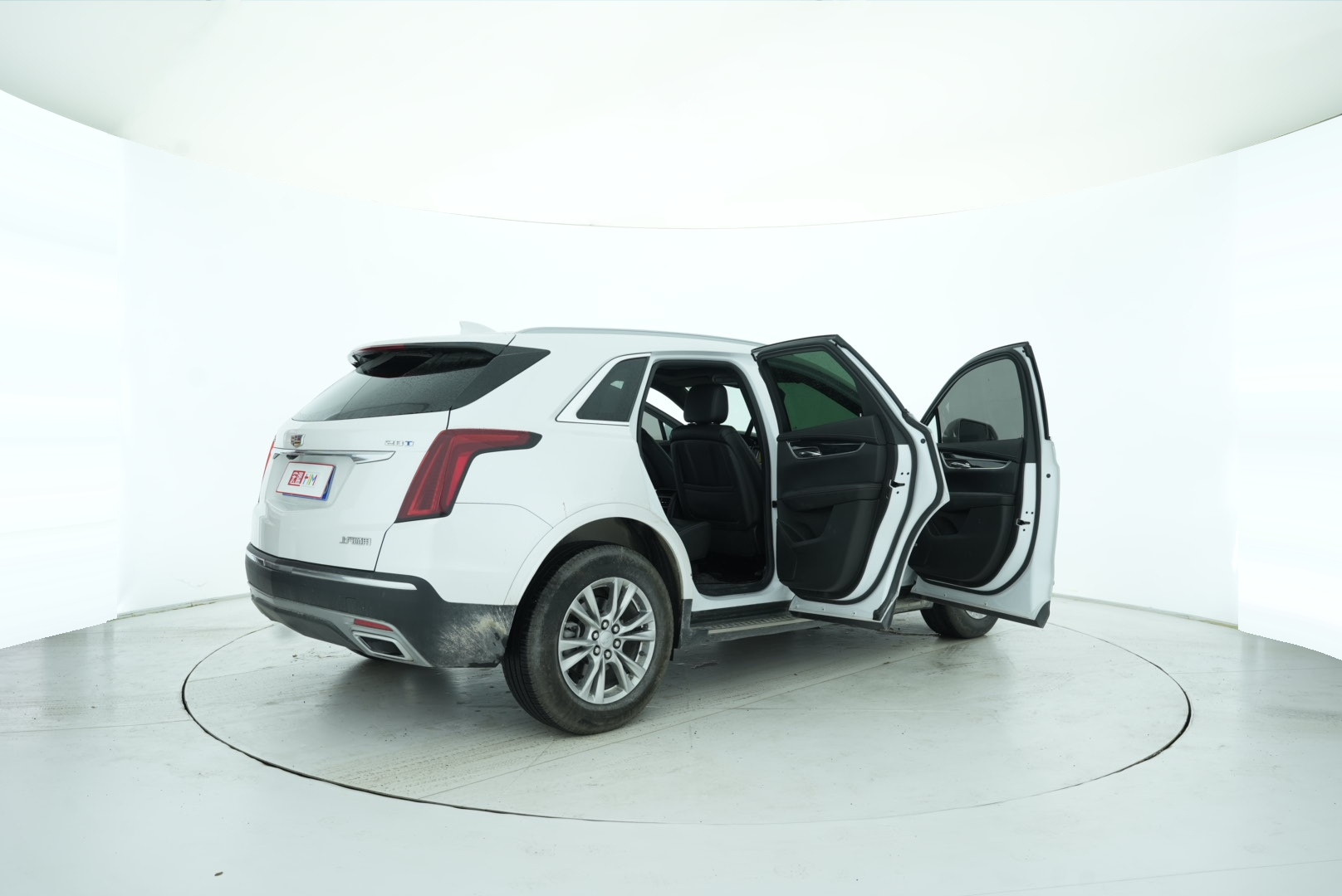 Cadillac XT5 2023 — фото 15