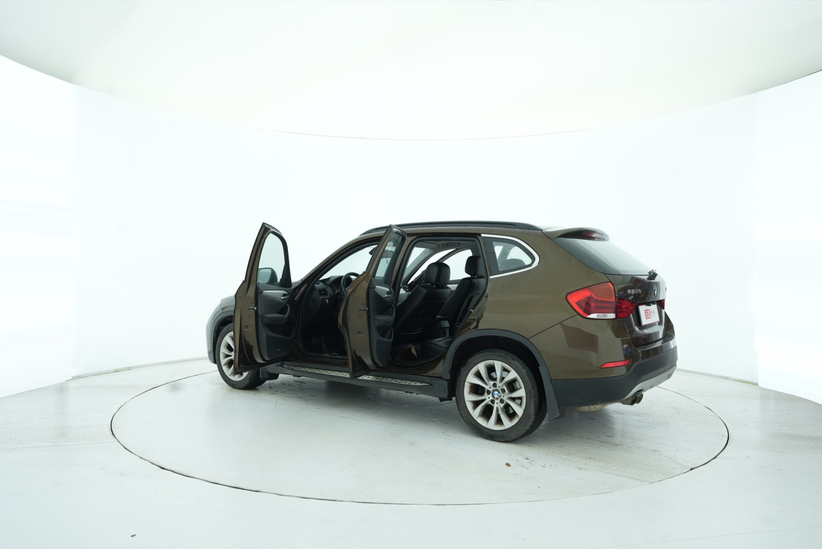 BMW X1 2014 — фото 13