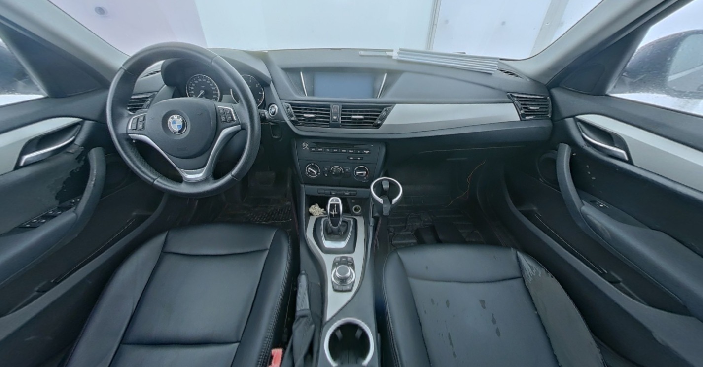 BMW X1 2014 — фото 1
