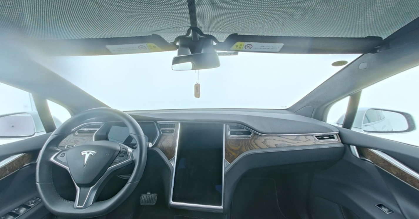 Tesla Model X 2017 — фото 1