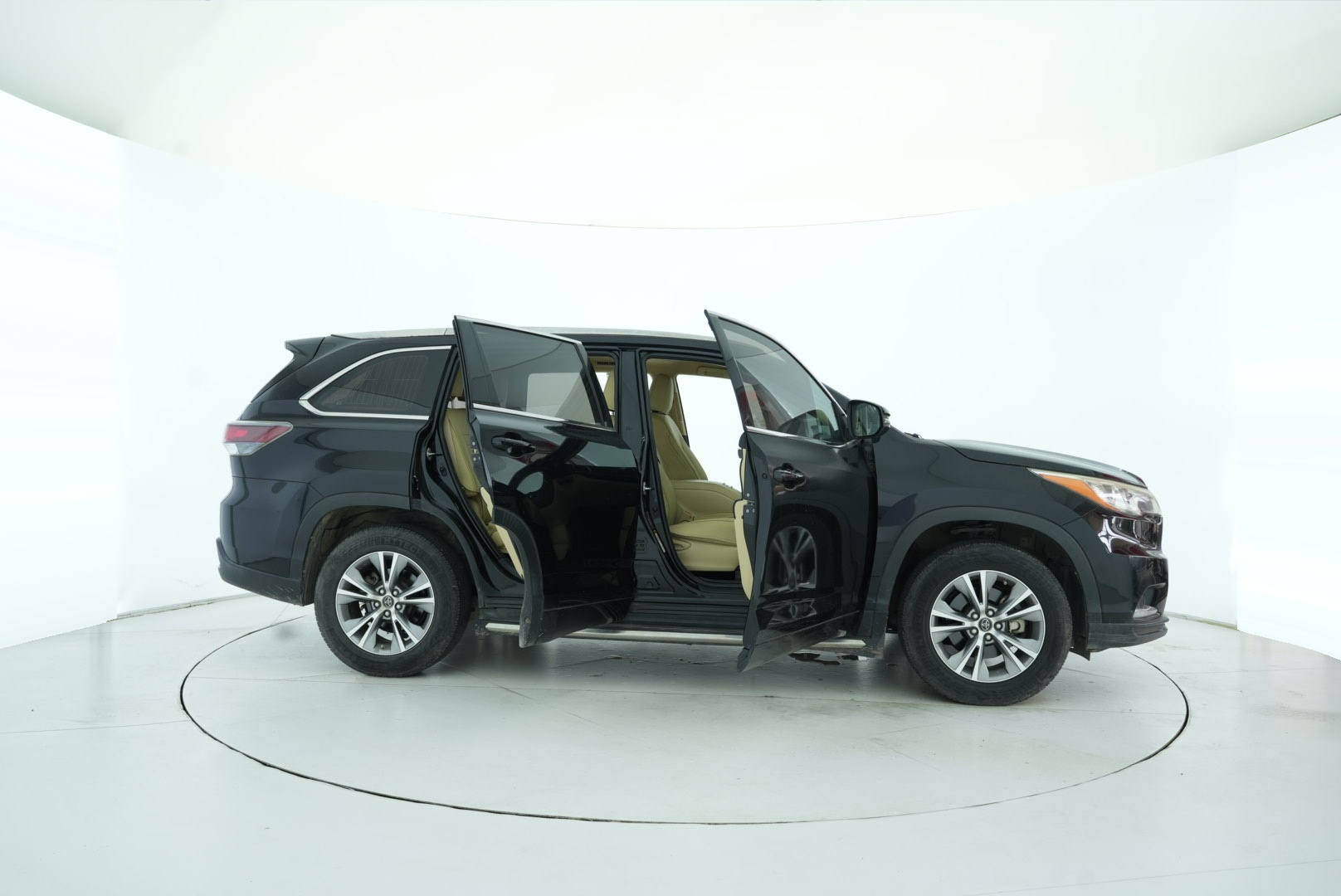 Toyota Highlander 2017 — фото 10
