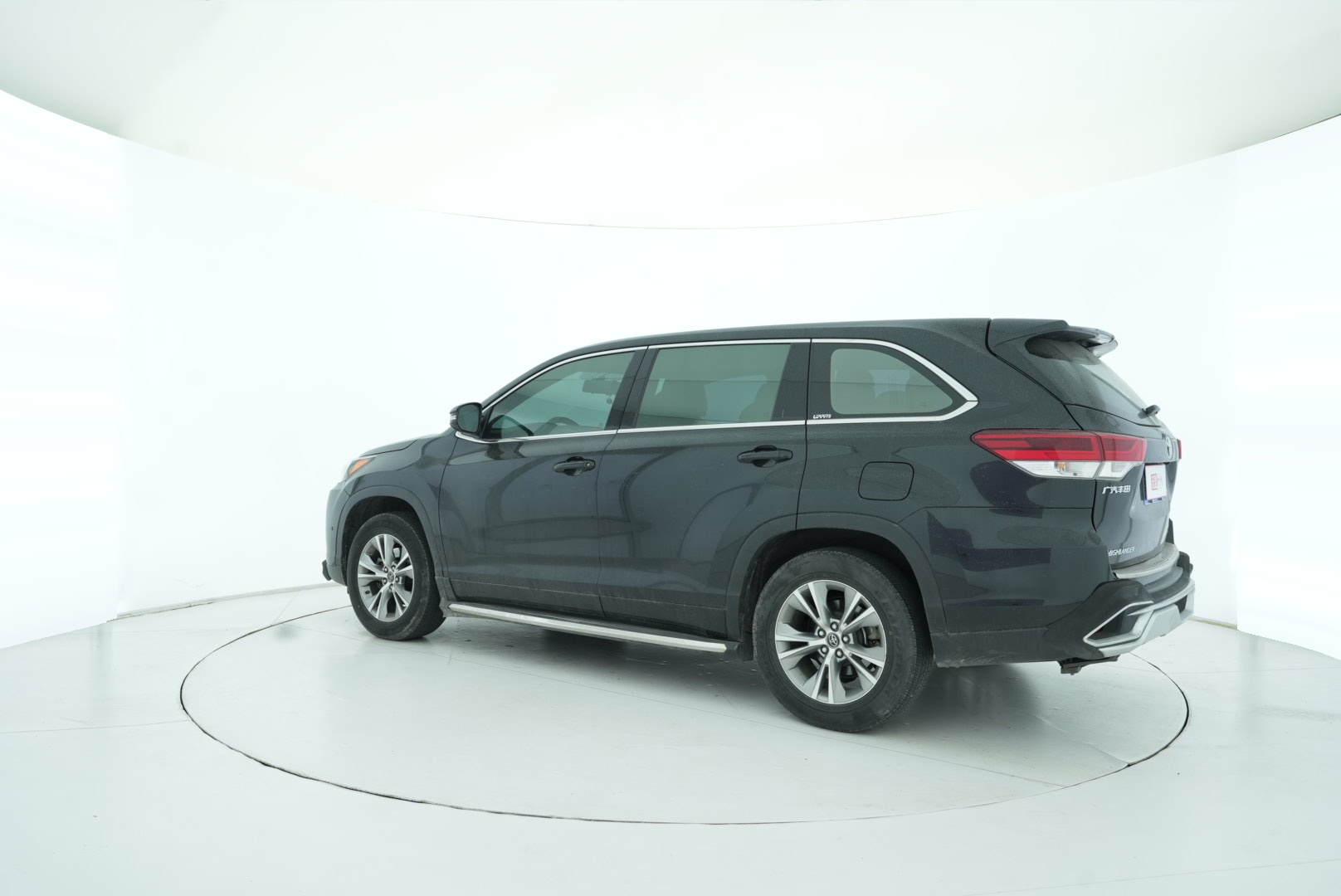 Toyota Highlander 2018 — фото 4
