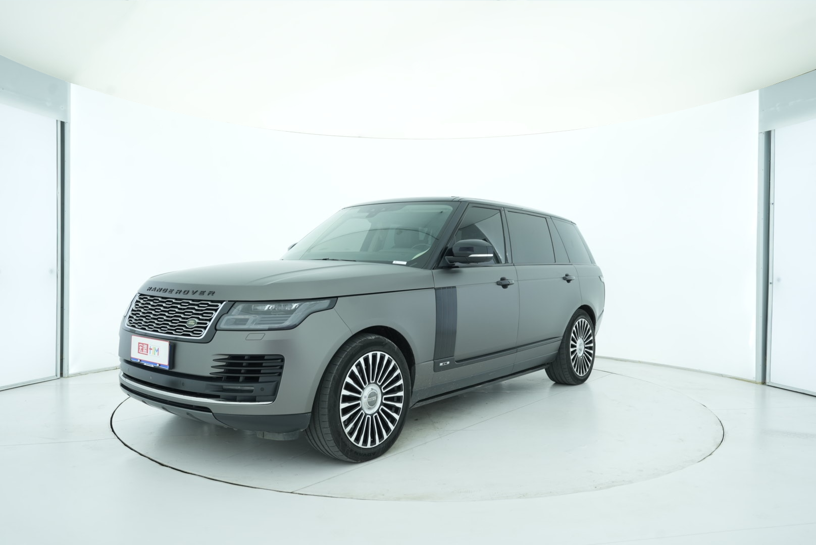 Land Rover Range Rover 2018 — фото 2