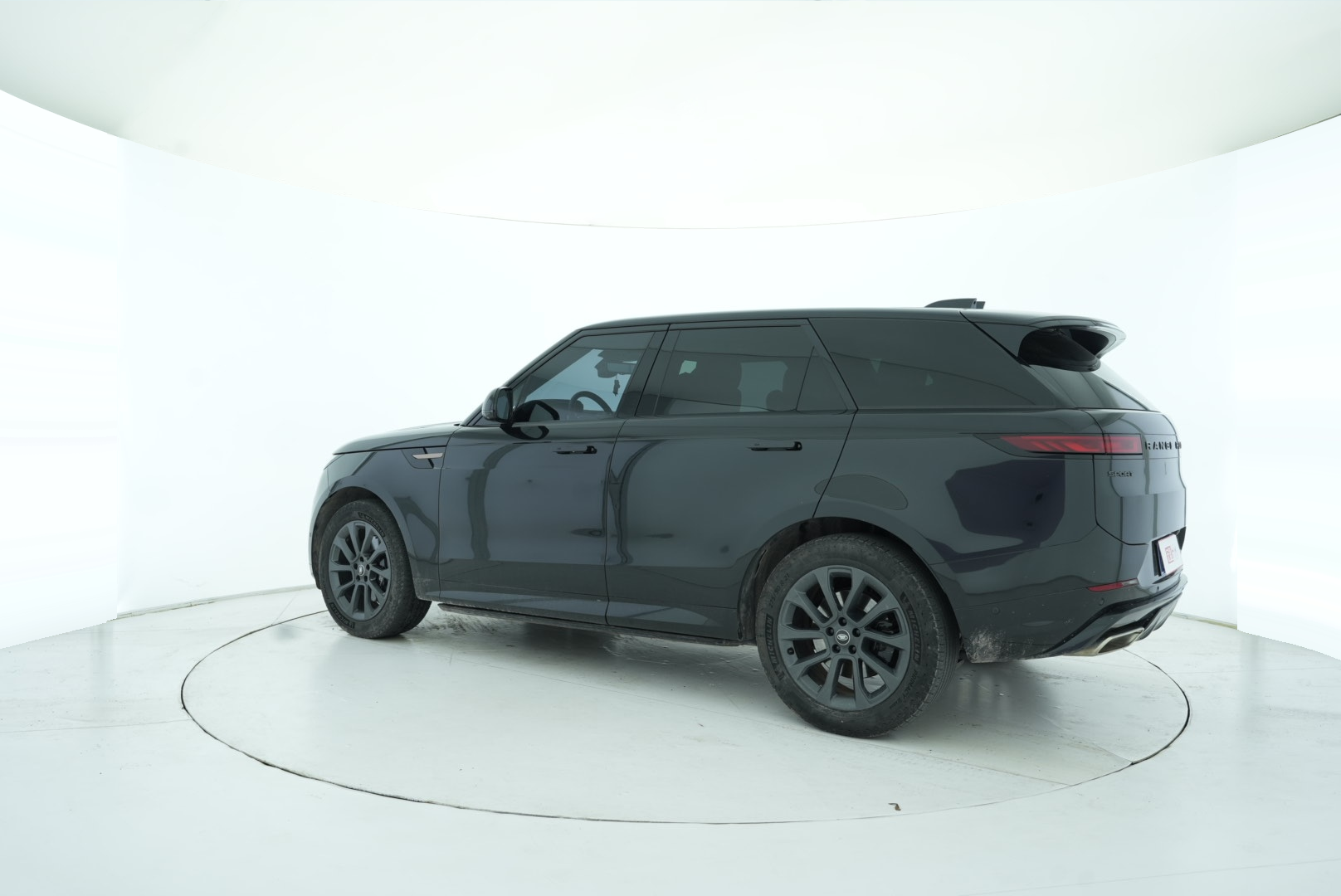 Land Rover Range Rover Sport 2023 — фото 4